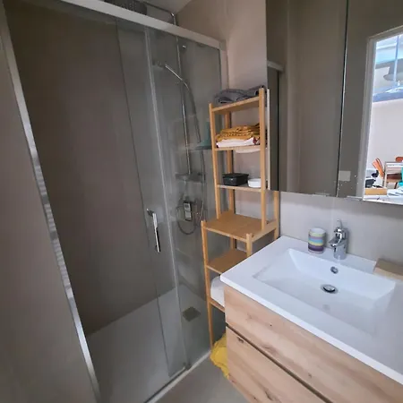 Loft 4-5 Personnes A Montmartre - Parking Prive Sur Reservation 홈스테이 파리