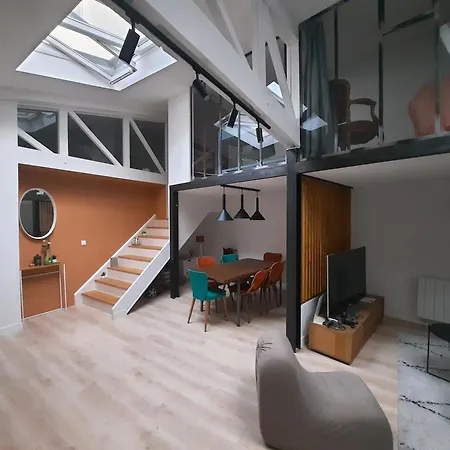 Loft 4-5 Personnes A Montmartre - Parking Prive Sur Reservation Homestay