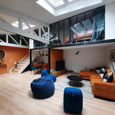 Quarto em Acomodações Particulares Loft 4-5 Personnes à Montmartre - Parking Privé Sur Réservation Paris