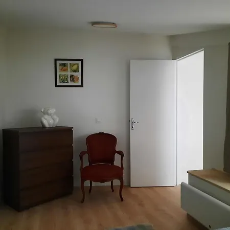 Loft 4-5 Personnes A Montmartre - Parking Prive Sur Reservation Homestay Paris