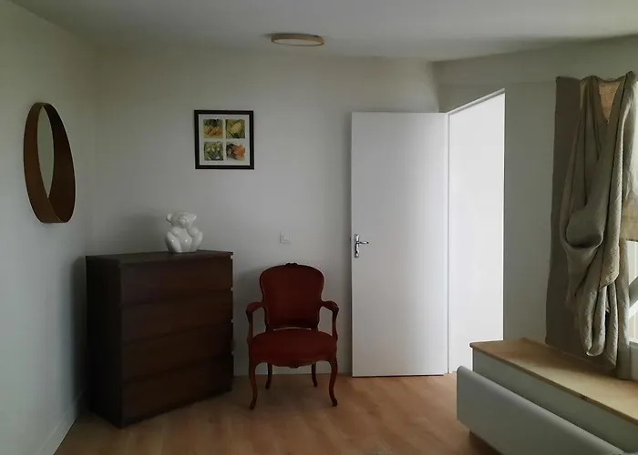 Loft 4-5 Personnes à Montmartre - Parking Privé Sur Réservation Quarto em Acomodações Particulares Paris
